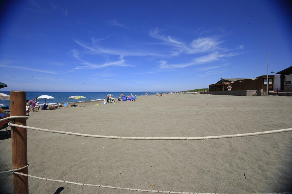 Campeggio Del Forte Marina Di Bibbona Exterior foto